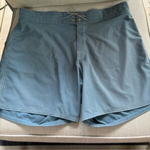 Men’s Birdwell Beach Britches Boardshorts.  Size 38